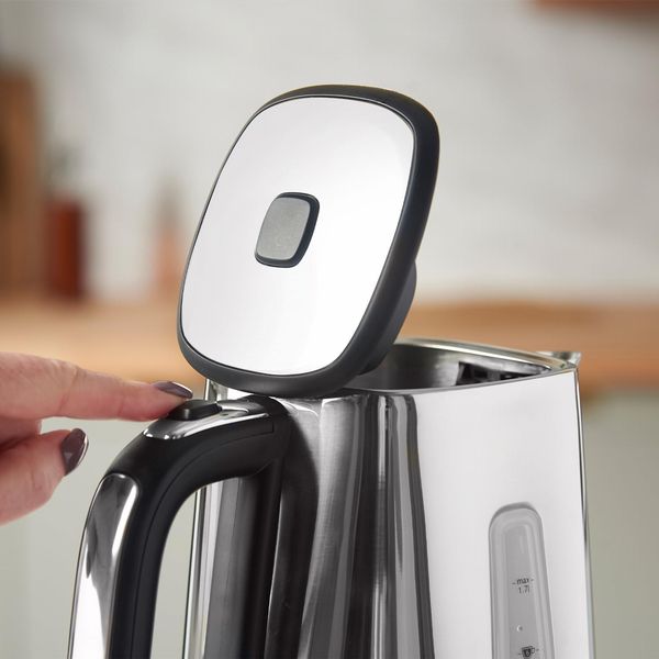 Russell Hobbs Distinctions Collect 1.7L Kettle - Titanium