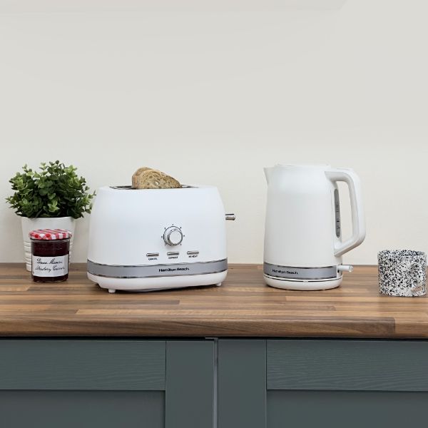 Hamilton Beach Ella Kitchen Bundle White - Kettle,  2 Slice Toaster & Microwave