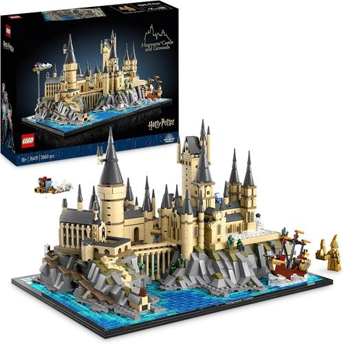 Lego Harry Potter Hogwarts Castle and Ground Set